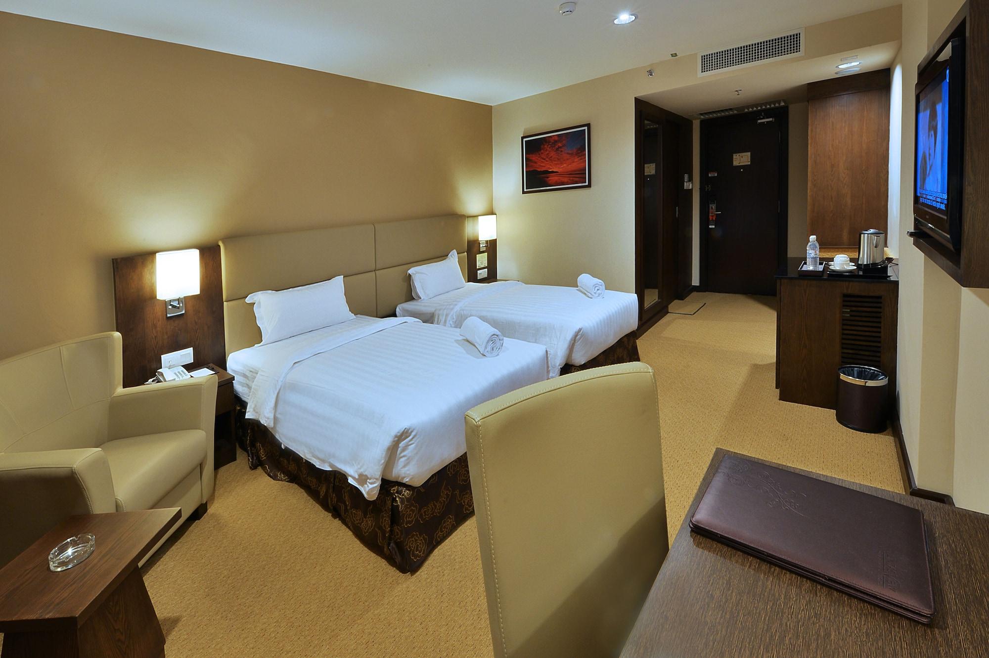קוטה קינבלו Lintas View Hotel מראה חיצוני תמונה