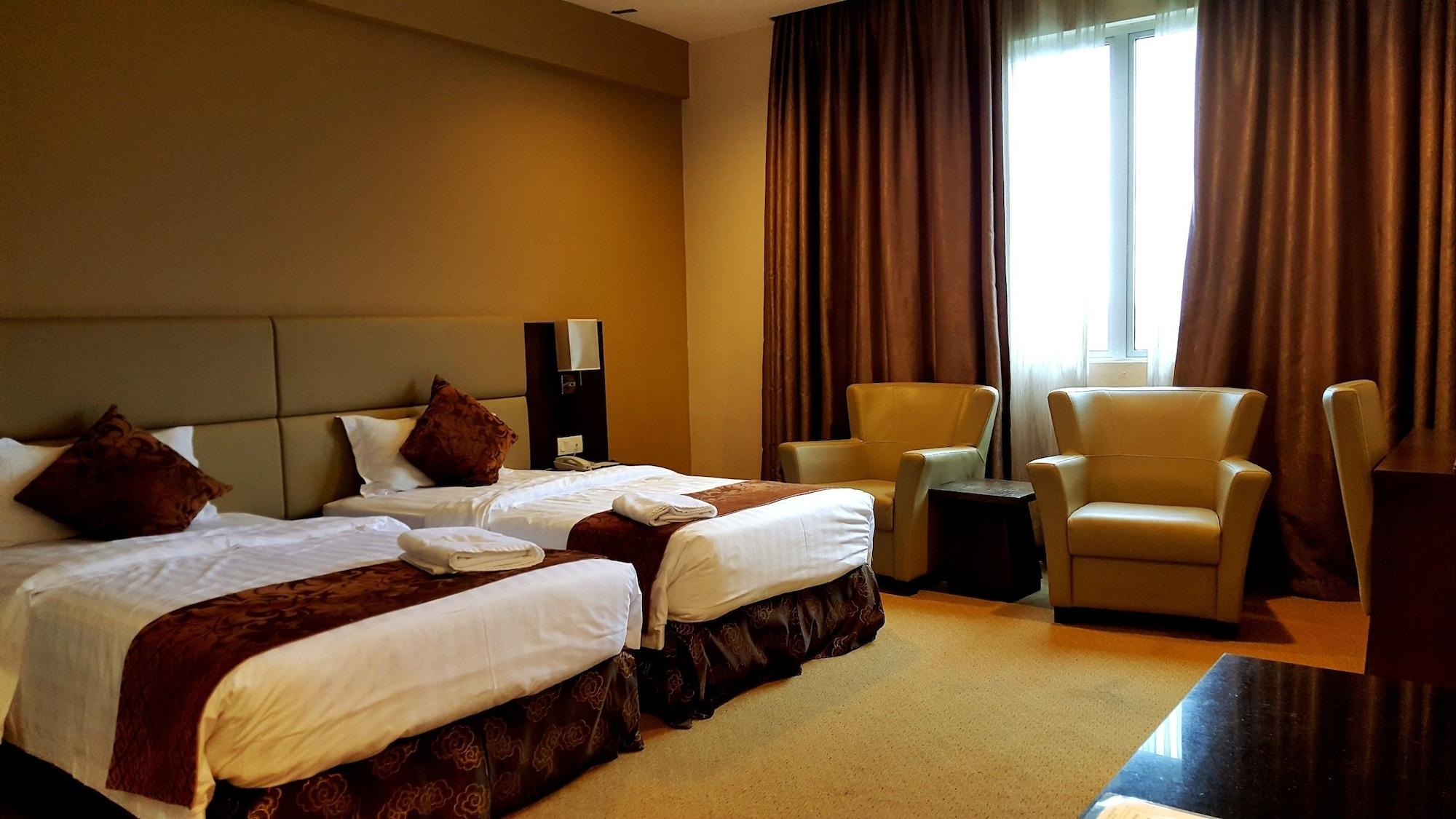 קוטה קינבלו Lintas View Hotel מראה חיצוני תמונה