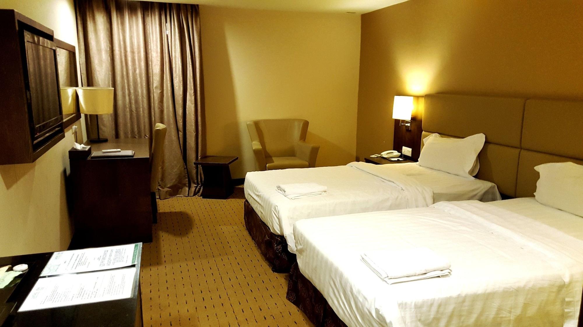 קוטה קינבלו Lintas View Hotel מראה חיצוני תמונה