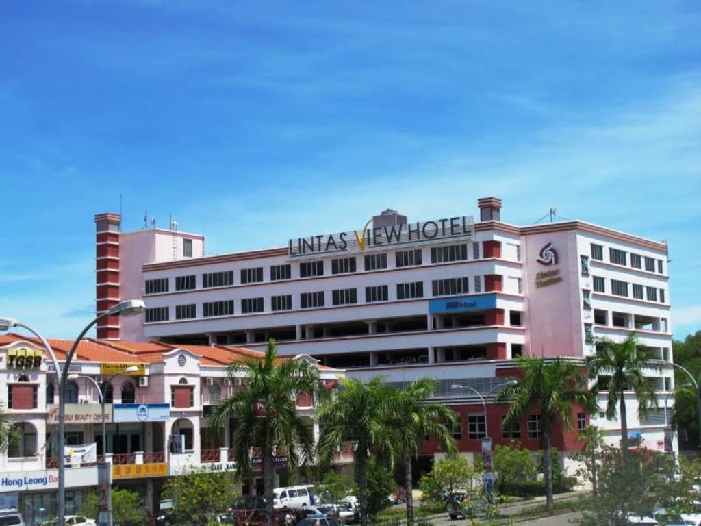 קוטה קינבלו Lintas View Hotel מראה חיצוני תמונה